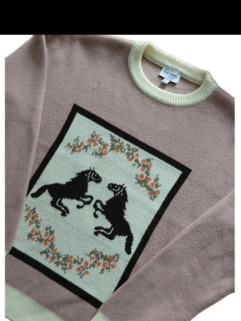 Flat White Los Angeles Duel Horse Equestrian Sweater Tan Brown Cream Small